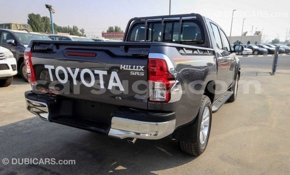 Acheter Import Voiture Toyota Hilux Noir à Import - Dubai, Burkina-Faso Acheter Import Voiture Toyota Hilux Noir à Import - Dubai, Burkina-Faso