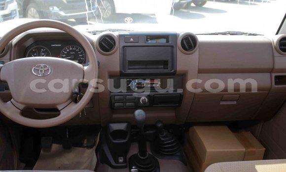 Acheter Import Voiture Toyota Land Cruiser Beige à Import - Dubai, Burkina-Faso Acheter Import Voiture Toyota Land Cruiser Beige à Import - Dubai, Burkina-Faso