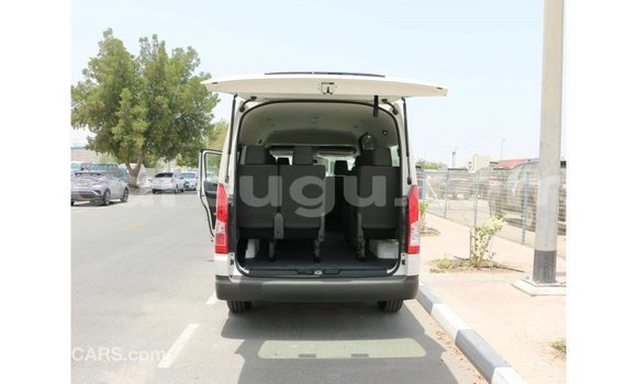 Buy Import Toyota Hiace White Car in Import - Dubai in Burkina Faso Buy Import Toyota Hiace White Car in Import - Dubai in Burkina Faso