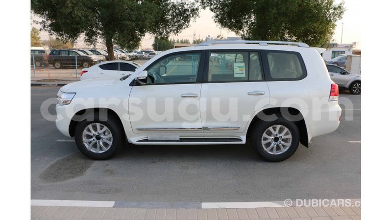 Big with watermark toyota land cruiser burkina faso import dubai 5880