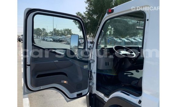 Acheter Import Voiture Mitsubishi i Blanc à Import - Dubai, Burkina-Faso Acheter Import Voiture Mitsubishi i Blanc à Import - Dubai, Burkina-Faso