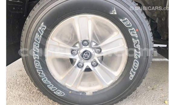 Sayi Imported Toyota Land Cruiser Black Mota in Import - Dubai a Burkina Faso Sayi Imported Toyota Land Cruiser Black Mota in Import - Dubai a Burkina Faso