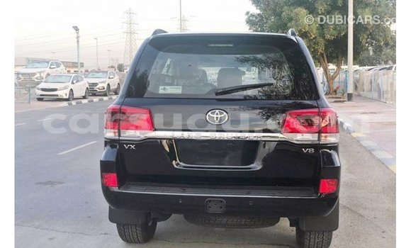 Sayi Imported Toyota Land Cruiser Black Mota in Import - Dubai a Burkina Faso Sayi Imported Toyota Land Cruiser Black Mota in Import - Dubai a Burkina Faso
