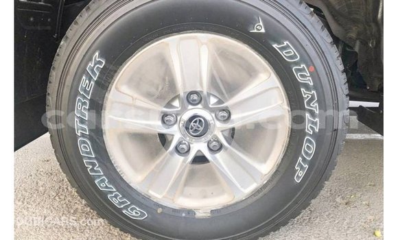Sayi Imported Toyota Land Cruiser Black Mota in Import - Dubai a Burkina Faso Sayi Imported Toyota Land Cruiser Black Mota in Import - Dubai a Burkina Faso