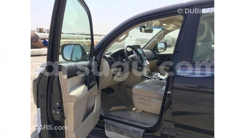 Big with watermark toyota land cruiser burkina faso import dubai 5894