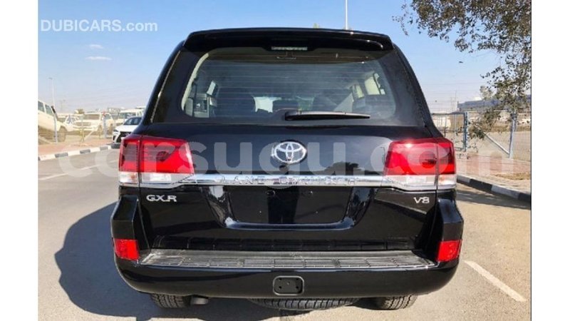 Big with watermark toyota land cruiser burkina faso import dubai 5897