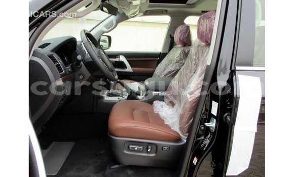 Sayi Imported Toyota Land Cruiser Black Mota in Import - Dubai a Burkina Faso Sayi Imported Toyota Land Cruiser Black Mota in Import - Dubai a Burkina Faso