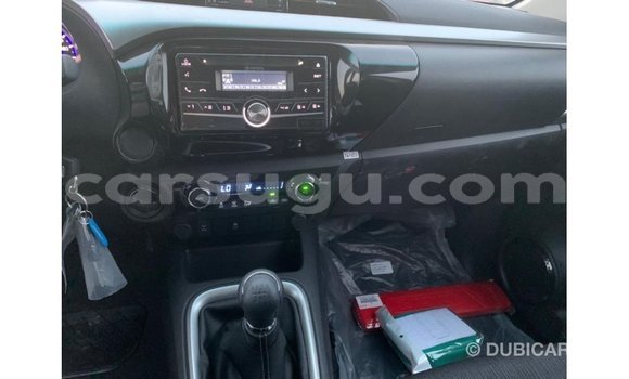 Sayi Imported Toyota Hilux Black Mota in Import - Dubai a Burkina Faso Sayi Imported Toyota Hilux Black Mota in Import - Dubai a Burkina Faso