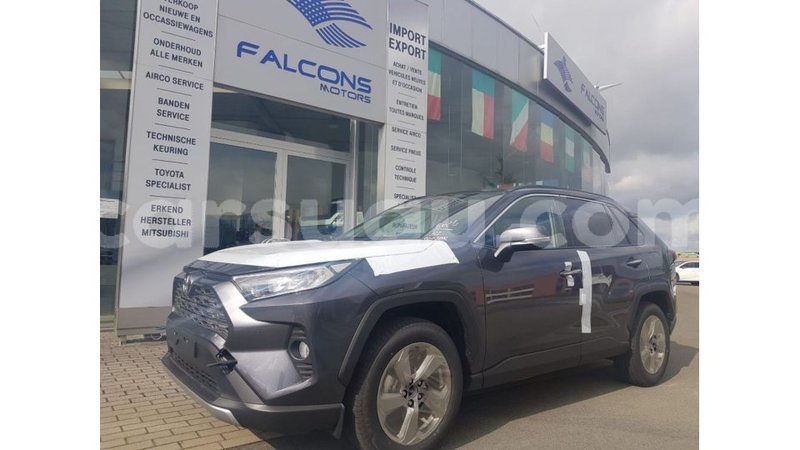 Big with watermark toyota hiace burkina faso import dubai 5904