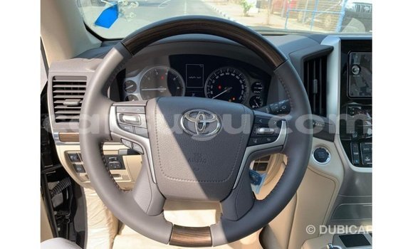 Sayi Imported Toyota Land Cruiser Black Mota in Import - Dubai a Burkina Faso Sayi Imported Toyota Land Cruiser Black Mota in Import - Dubai a Burkina Faso
