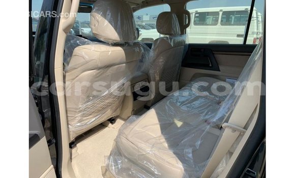 Sayi Imported Toyota Land Cruiser Black Mota in Import - Dubai a Burkina Faso Sayi Imported Toyota Land Cruiser Black Mota in Import - Dubai a Burkina Faso