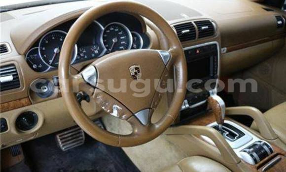 Acheter Neuf Voiture Porsche Cayenne Blanc à Ouagadougou, Burkina-Faso Acheter Neuf Voiture Porsche Cayenne Blanc à Ouagadougou, Burkina-Faso