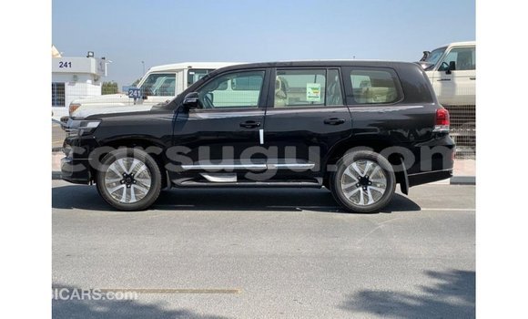 Sayi Imported Toyota Land Cruiser Black Mota in Import - Dubai a Burkina Faso Sayi Imported Toyota Land Cruiser Black Mota in Import - Dubai a Burkina Faso
