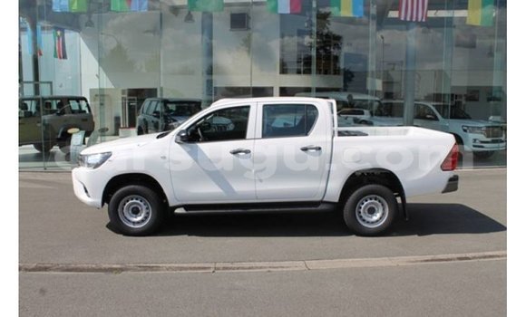 Buy Import Toyota Hilux White Car in Import - Dubai in Burkina Faso Buy Import Toyota Hilux White Car in Import - Dubai in Burkina Faso