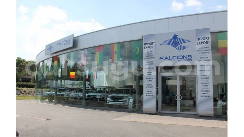 Big with watermark toyota hilux burkina faso import dubai 5910