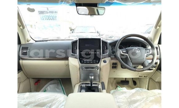 Sayi Imported Toyota Land Cruiser Black Mota in Import - Dubai a Burkina Faso Sayi Imported Toyota Land Cruiser Black Mota in Import - Dubai a Burkina Faso
