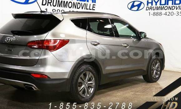 Acheter Neuf Voiture Hyundai Santa Fe Gris à Ouagadougou, Burkina-Faso Acheter Neuf Voiture Hyundai Santa Fe Gris à Ouagadougou, Burkina-Faso