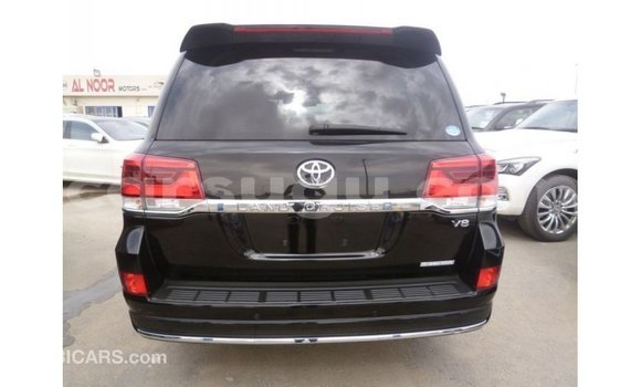 Sayi Imported Toyota Land Cruiser Black Mota in Import - Dubai a Burkina Faso Sayi Imported Toyota Land Cruiser Black Mota in Import - Dubai a Burkina Faso