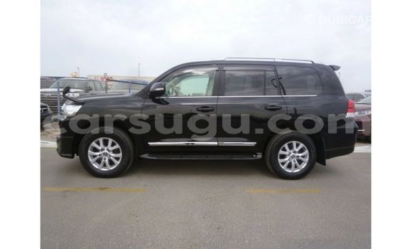 Sayi Imported Toyota Land Cruiser Black Mota in Import - Dubai a Burkina Faso Sayi Imported Toyota Land Cruiser Black Mota in Import - Dubai a Burkina Faso