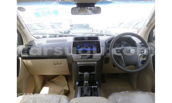 Sayi Imported Toyota Prado White Mota in Import - Dubai a Burkina Faso Sayi Imported Toyota Prado White Mota in Import - Dubai a Burkina Faso
