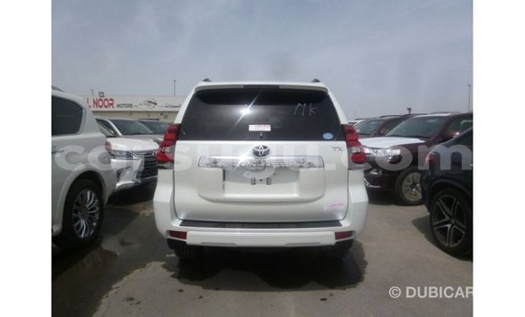 Sayi Imported Toyota Prado White Mota in Import - Dubai a Burkina Faso Sayi Imported Toyota Prado White Mota in Import - Dubai a Burkina Faso