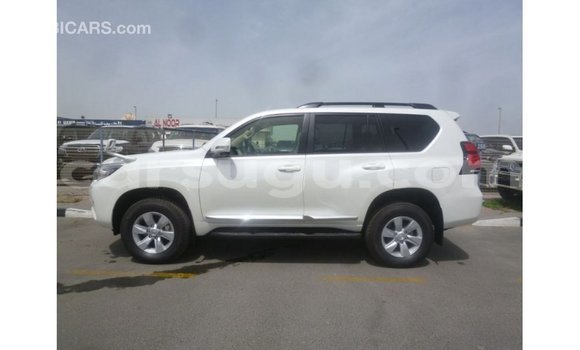 Sayi Imported Toyota Prado White Mota in Import - Dubai a Burkina Faso Sayi Imported Toyota Prado White Mota in Import - Dubai a Burkina Faso