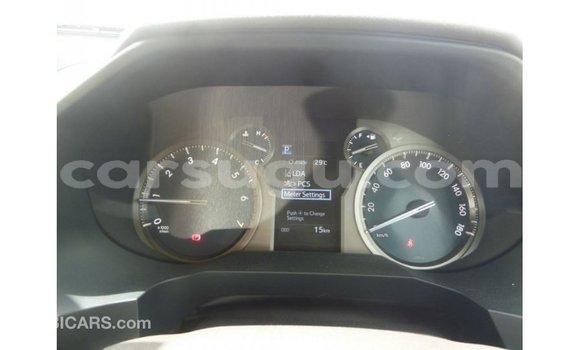 Sayi Imported Toyota Prado White Mota in Import - Dubai a Burkina Faso Sayi Imported Toyota Prado White Mota in Import - Dubai a Burkina Faso