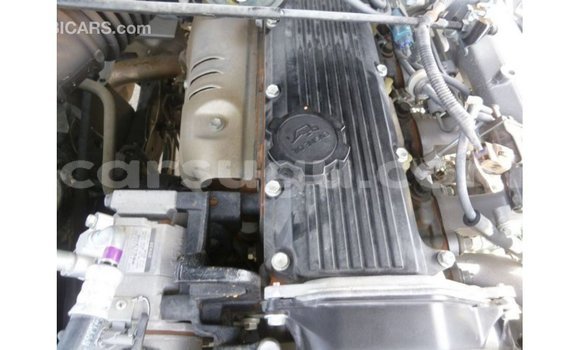 Sayi Imported Toyota Land Cruiser White Mota in Import - Dubai a Burkina Faso Sayi Imported Toyota Land Cruiser White Mota in Import - Dubai a Burkina Faso