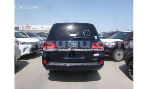 Sayi Imported Toyota Land Cruiser Blue Mota in Import - Dubai a Burkina Faso Sayi Imported Toyota Land Cruiser Blue Mota in Import - Dubai a Burkina Faso