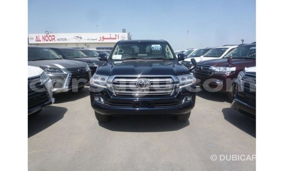 Sayi Imported Toyota Land Cruiser Blue Mota in Import - Dubai a Burkina Faso Sayi Imported Toyota Land Cruiser Blue Mota in Import - Dubai a Burkina Faso