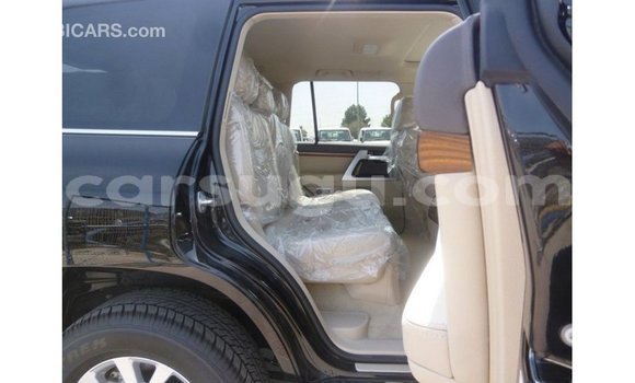 Sayi Imported Toyota Land Cruiser Black Mota in Import - Dubai a Burkina Faso Sayi Imported Toyota Land Cruiser Black Mota in Import - Dubai a Burkina Faso