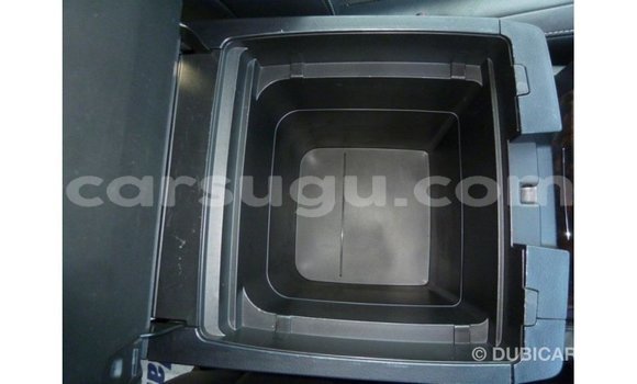 Sayi Imported Toyota Land Cruiser White Mota in Import - Dubai a Burkina Faso Sayi Imported Toyota Land Cruiser White Mota in Import - Dubai a Burkina Faso