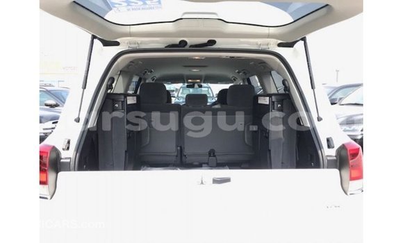 Sayi Imported Toyota Land Cruiser White Mota in Import - Dubai a Burkina Faso Sayi Imported Toyota Land Cruiser White Mota in Import - Dubai a Burkina Faso