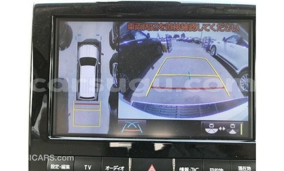 Acheter Import Voiture Toyota Land Cruiser Blanc à Import - Dubai, Burkina-Faso Acheter Import Voiture Toyota Land Cruiser Blanc à Import - Dubai, Burkina-Faso