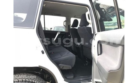 Sayi Imported Toyota Prado White Mota in Import - Dubai a Burkina Faso Sayi Imported Toyota Prado White Mota in Import - Dubai a Burkina Faso