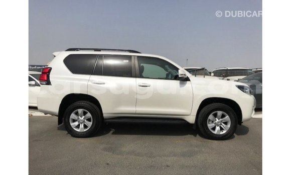 Sayi Imported Toyota Prado White Mota in Import - Dubai a Burkina Faso Sayi Imported Toyota Prado White Mota in Import - Dubai a Burkina Faso