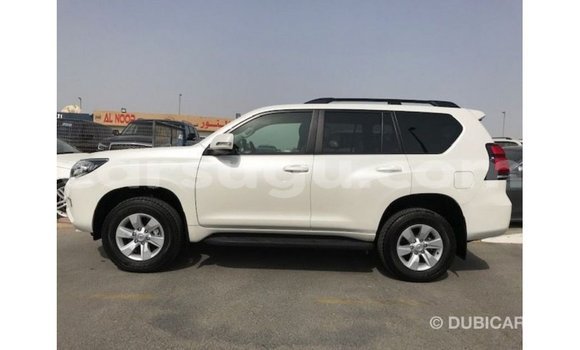 Sayi Imported Toyota Prado White Mota in Import - Dubai a Burkina Faso Sayi Imported Toyota Prado White Mota in Import - Dubai a Burkina Faso