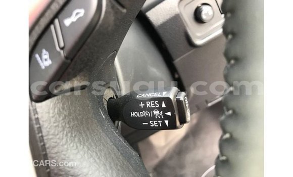 Sayi Imported Toyota Prado White Mota in Import - Dubai a Burkina Faso Sayi Imported Toyota Prado White Mota in Import - Dubai a Burkina Faso