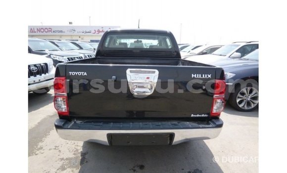 Sayi Imported Toyota Hilux Black Mota in Import - Dubai a Burkina Faso Sayi Imported Toyota Hilux Black Mota in Import - Dubai a Burkina Faso