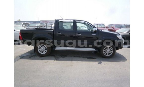Sayi Imported Toyota Hilux Black Mota in Import - Dubai a Burkina Faso Sayi Imported Toyota Hilux Black Mota in Import - Dubai a Burkina Faso