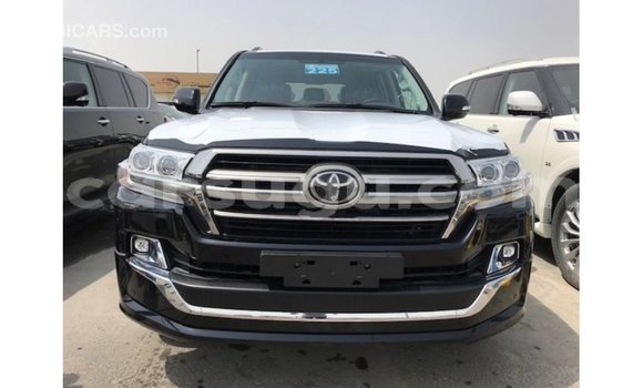 Sayi Imported Toyota Land Cruiser Black Mota in Import - Dubai a Burkina Faso Sayi Imported Toyota Land Cruiser Black Mota in Import - Dubai a Burkina Faso