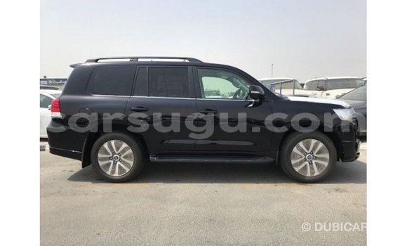 Sayi Imported Toyota Land Cruiser Black Mota in Import - Dubai a Burkina Faso Sayi Imported Toyota Land Cruiser Black Mota in Import - Dubai a Burkina Faso