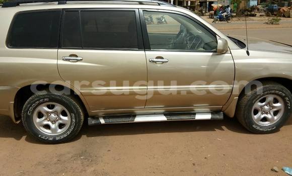 Acheter Occasion Voiture Toyota Highlander Autre à Ouagadougou au Burkina-Faso Acheter Occasion Voiture Toyota Highlander Autre à Ouagadougou au Burkina-Faso