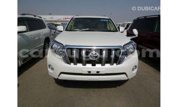 Sayi Imported Toyota Prado White Mota in Import - Dubai a Burkina Faso Sayi Imported Toyota Prado White Mota in Import - Dubai a Burkina Faso