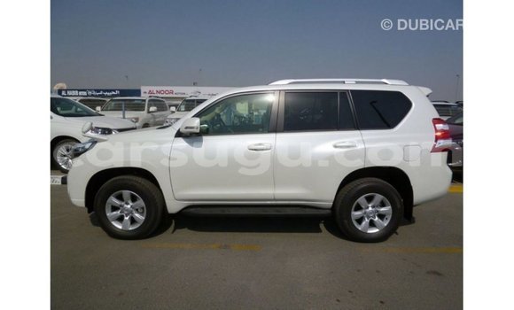 Sayi Imported Toyota Prado White Mota in Import - Dubai a Burkina Faso Sayi Imported Toyota Prado White Mota in Import - Dubai a Burkina Faso