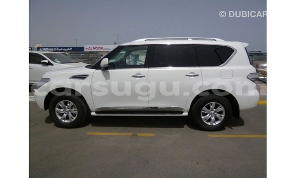 Sayi Imported Nissan Patrol White Mota in Import - Dubai a Burkina Faso Sayi Imported Nissan Patrol White Mota in Import - Dubai a Burkina Faso