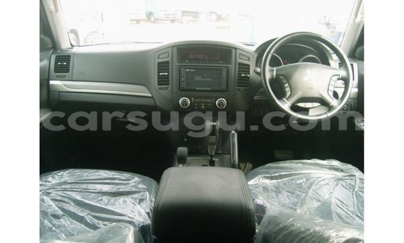 Sayi Imported Mitsubishi Pajero Black Mota in Import - Dubai a Burkina Faso Sayi Imported Mitsubishi Pajero Black Mota in Import - Dubai a Burkina Faso