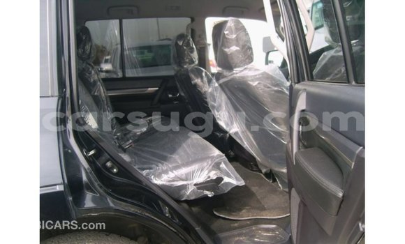 Sayi Imported Mitsubishi Pajero Black Mota in Import - Dubai a Burkina Faso Sayi Imported Mitsubishi Pajero Black Mota in Import - Dubai a Burkina Faso
