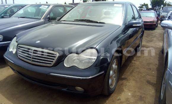 Acheter Occasion Voiture Mercedes-Benz C–Class Noir à Ouagadougou, Burkina-Faso Acheter Occasion Voiture Mercedes-Benz C–Class Noir à Ouagadougou, Burkina-Faso