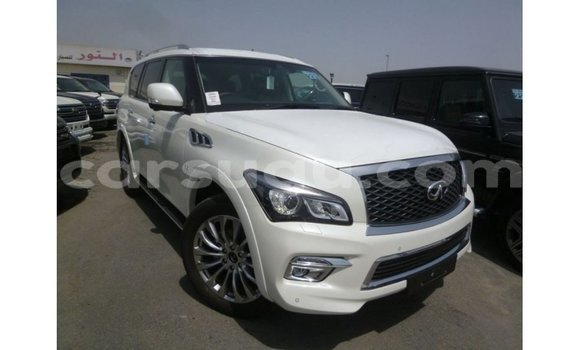 Acheter Import Voiture Infiniti Q Blanc à Import - Dubai, Burkina-Faso